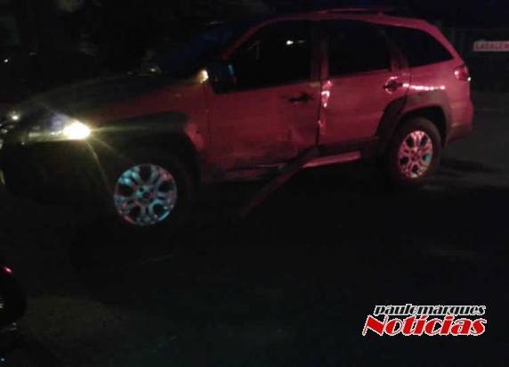 Acidente entre caminhoneta e motocicleta deixa um jovem 

ferido em Três de Maio - foto 3
