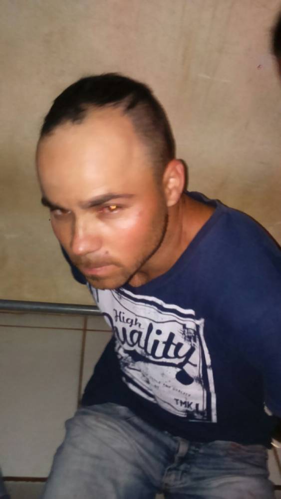 Policia
prende assaltantes de posto de gasolina na BR 386 - foto 7