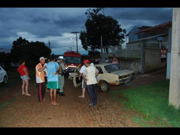 Motorista morre depois de bater com
veículo em muro de uma residência, em Erechim - foto 3