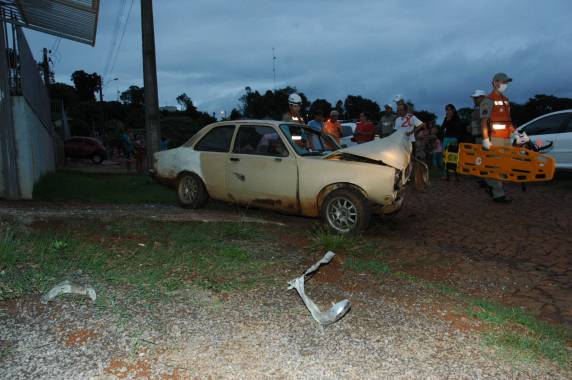 Motorista morre depois de bater com
veículo em muro de uma residência, em Erechim - foto 2