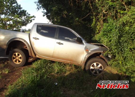 Engavetamento envolve cinco veículos e deixa duas pessoas mortas na BR 472 em Santa Rosa; VEJA VÍDEO - foto 4