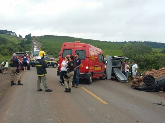 Acidente 

foi no km 210,9 da BR-285 em Lagoa Vermelha, no Norte do estado