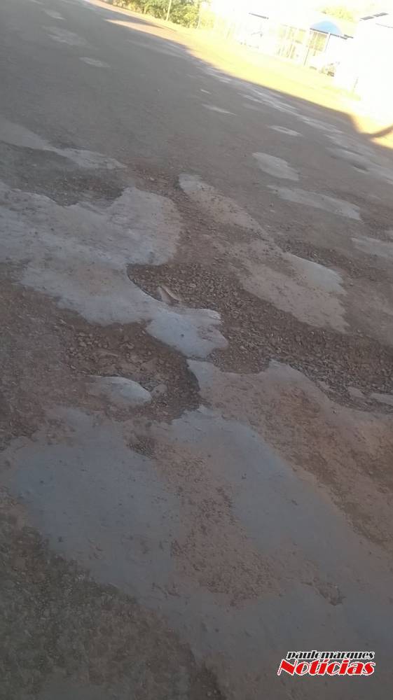 Buracos incomodam moradores da rua Ivagaci em Três de Maio - foto 3