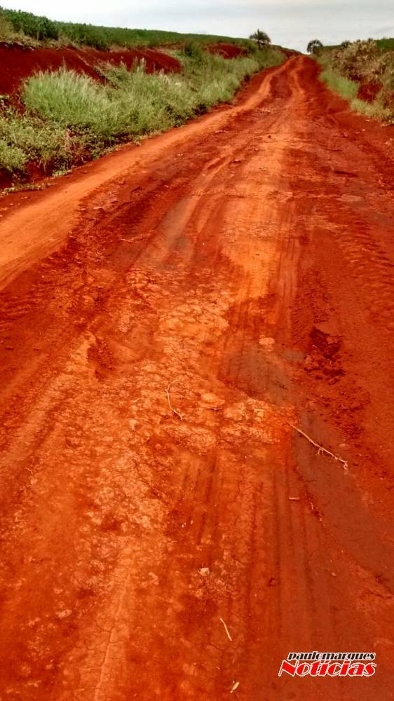 Agricultores reclamam de situação de estrada no interior de Giruá - foto 2