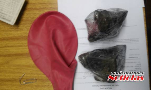 Homem é preso com
1kg de cocaína em Santa Rosa - foto 4