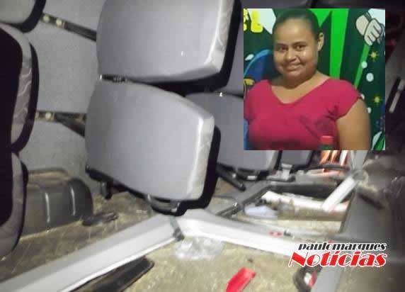 Um 

motorista embriagado em um automóvel provocou o acidente