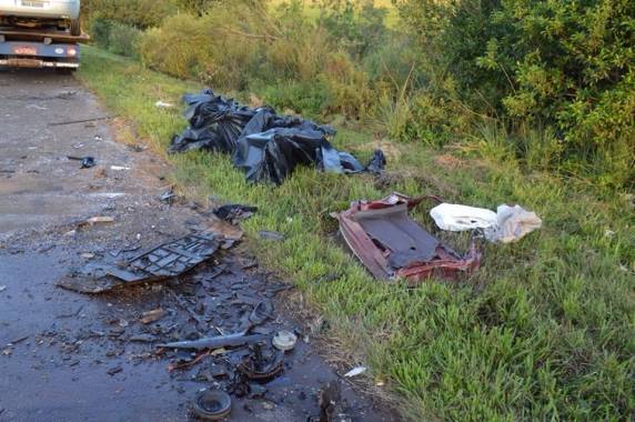 Acidente envolvendo veículo de Itapema deixa mortos na BR 282 em Campos Novos, SC - foto 2