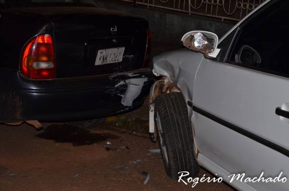 Motorista embriagado atinge veículos
estacionados e atropela mulher e criança, em Sarandi; VEJA VÍDEO - foto 3