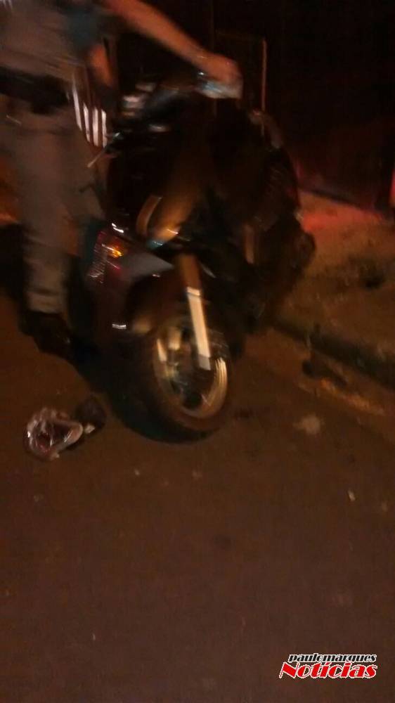 Mulher fica ferida com gravidade depois de bater com motocicleta em um poste, no centro de Ijuí - foto 4