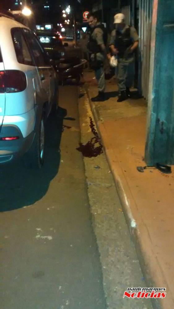 Mulher fica ferida com gravidade depois de bater com motocicleta em um poste, no centro de Ijuí - foto 5