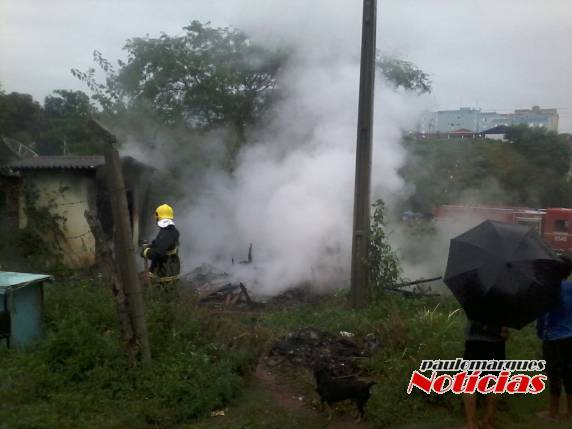 Casa é consumida pelo fogo em Ijuí; VEJA VÍDEO - foto 2