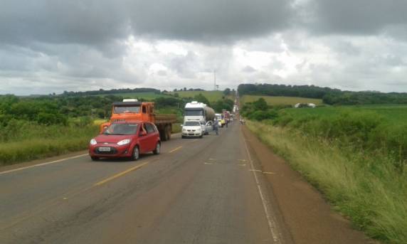 Acidente deixa uma vítima fatal e quatro feridos em Passo Fundo - foto 5