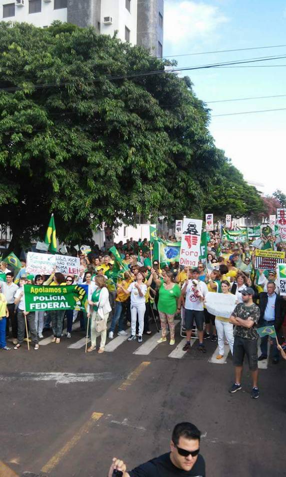 Protestos marcam o domingo em
todo o País - foto 3