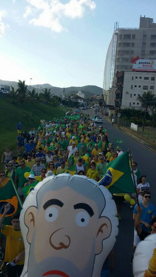 Manifestação em Itapema, SC - foto 3