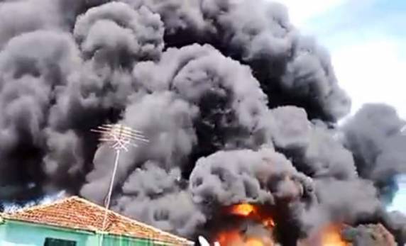 Incêndio de grandes proporções em Santo Antônio das Missões - foto 3