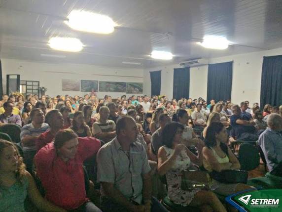 Delegados da Polícia Civil fazem alerta aos pais na SETREM - foto 2