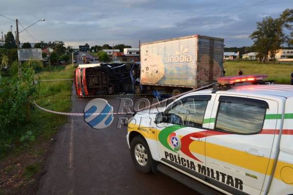 Duas pessoas ficam feridas em grave acidente na SC-155 em Abelardo Luz - foto 2