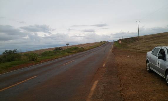 Caminhoneiro foge depois de provocar acidente na RS 317 em Coronel Bicaco - foto 2