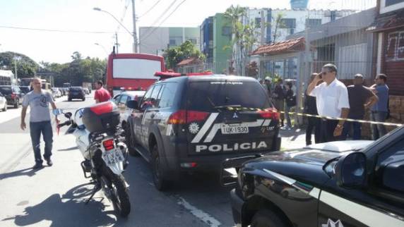 Homem é morto por PM ao tentar assaltar lotação na Zona Sul - foto 2
