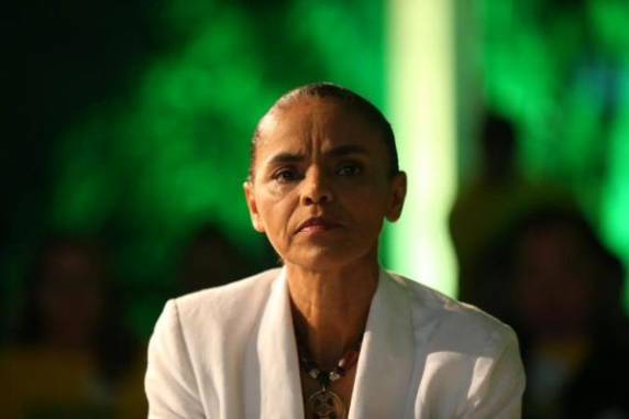 Ex-ministra de Lula utilizou o Facebook para rechaçar atitude do partido