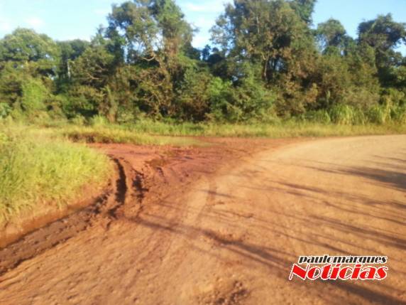 Munícipes reclamam de um paradouro de água em Três de Maio - foto 4