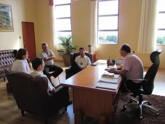 Prefeito Marasca recebe representantes do Sicredi - foto 3