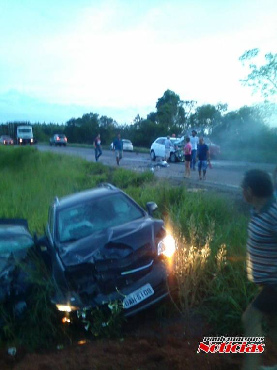 Casal morre em colisão entre cinco veículos na BR-116 - foto 4