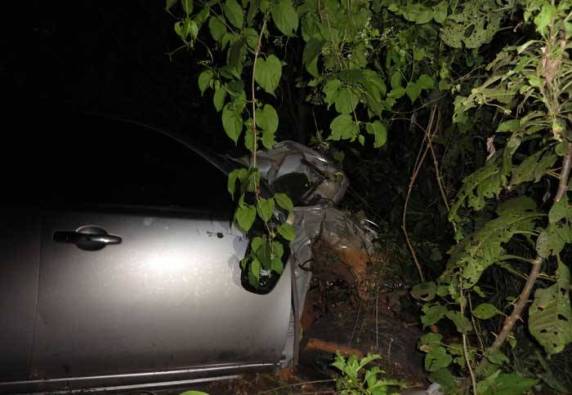 Acidente na SC 305 deixa duas pessoas feridas - foto 3
