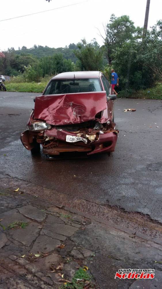 Acidente com danos materiais em Ijuí - foto 2