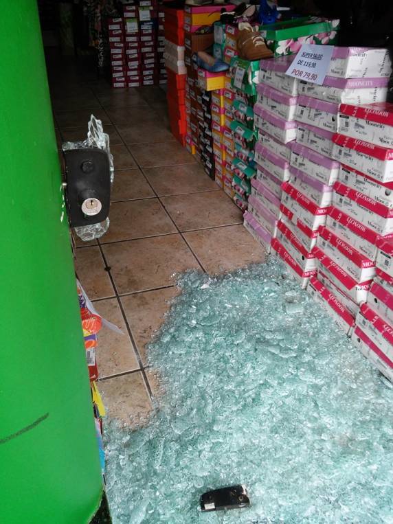 Ladrão é filmado furtando em loja em Carazinho - foto 2