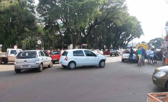Acidente de trânsito no centro de São Luiz - foto 3