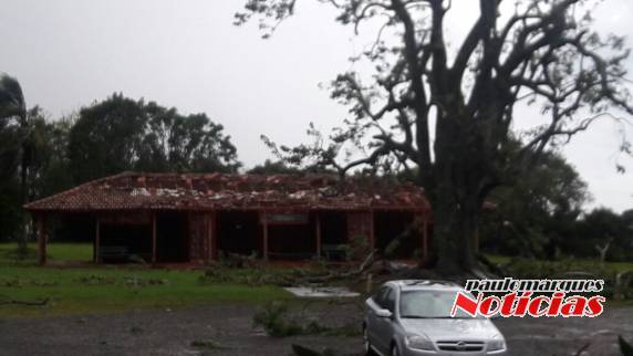 Forte temporal provoca destruição em São Miguel das Missões; VEJA VÍDEO - foto 6
