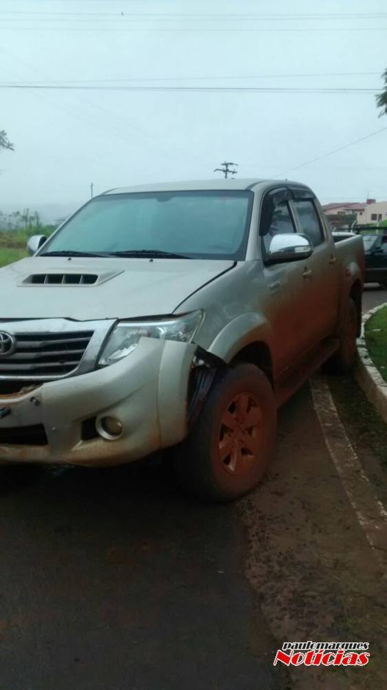 Caminhão e caminhonete colidem no trevo da BR-285 em Ijuí - foto 2