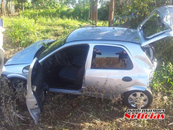 Quatro feridos em colisão que envolveu ambulância
de Três de Maio - foto 6