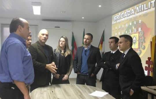 Operação Mercenários
cumpre mandados em três estados - foto 5