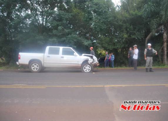Colisão entre dois veículos deixa um idoso ferido na BR-472 em Três de Maio - foto 3