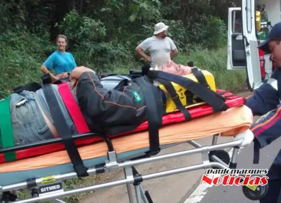 Caminhão tomba na RS-342 e dois homens ficam feridos, em
Ijuí - foto 3