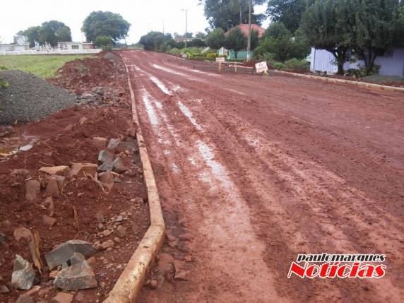 Obra de calçamento vira em atoleiro em Manchinha, interior de
Três de Maio - foto 4