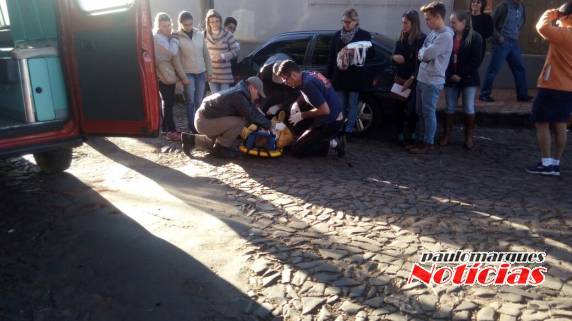 Mulher é atropelada na faixa de segurança no centro de Três de Maio - foto 2