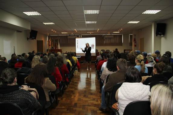 Capacitação reúne equipe da secretaria de Saúde - foto 2