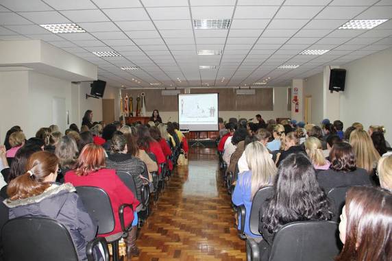 Capacitação reúne equipe da secretaria de Saúde - foto 3