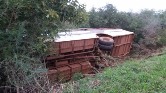 O acidente aconteceu por volta das 16h35min desta sexta-feira (20), na Br 290 a uns 600 metros da 

ponte do Ibirapuitã