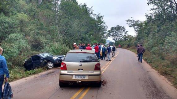 Acidente entre Vila Maria e Camargo deixa motorista gravemente ferido - foto 4