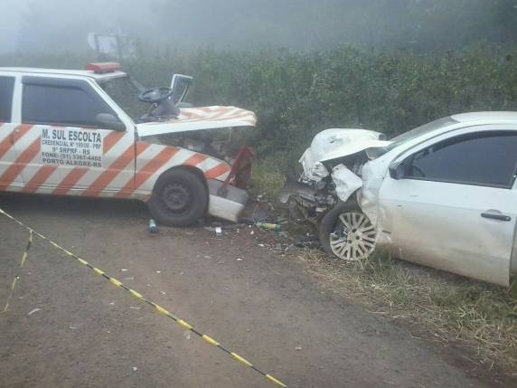Homem morre em colisão 

frontal entre dois veículos na RST-480 - foto 2