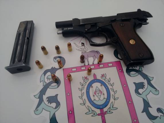 Homem é preso por porte ilegal de arma de fogo em Ijuí - foto 2
