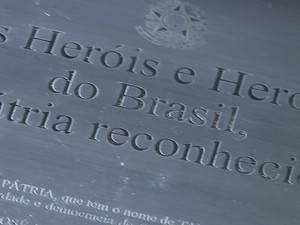 Ex-governador do RS, Brizola será incluído no livro dos heróis da pátria - foto 2