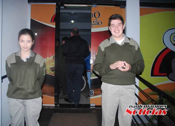 Pelotão Mirim da Brigada Militar confraternizou no Restaurante Forno e Fogão - foto 6