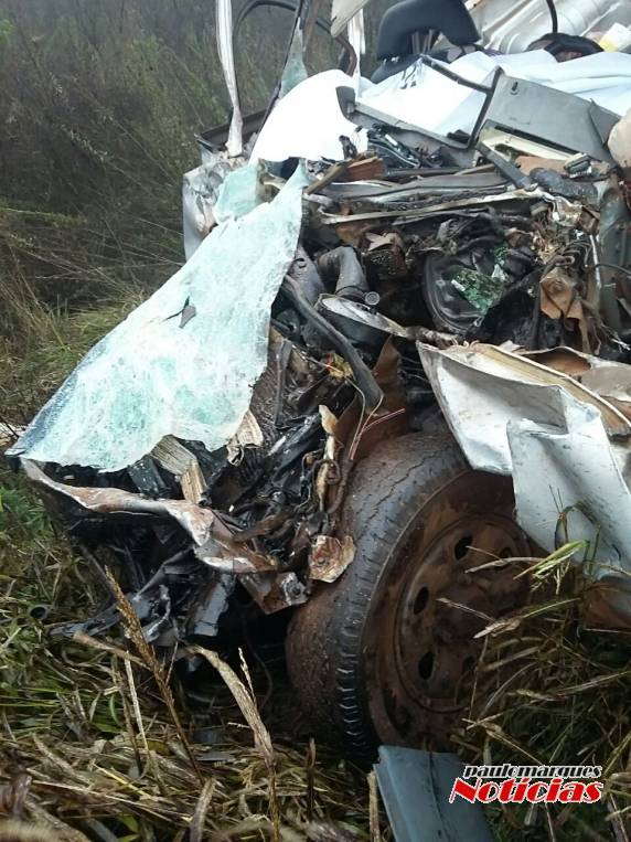 Três jovens morrem em acidente na BR 158 em Cruz Alta - foto 4