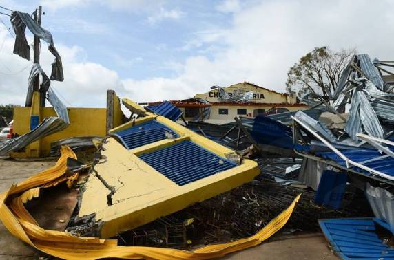 Impressionantes imagens da destruição em Jarinu-SP - foto 4