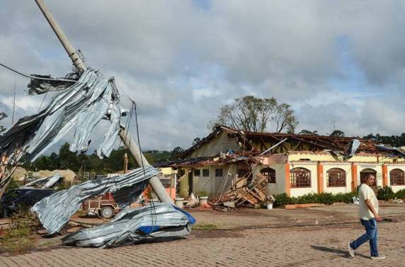 Impressionantes imagens da destruição em Jarinu-SP - foto 5